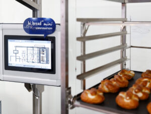 Das automatisierte „hi bread“-Backsystem von Wiesheu passt sich an verschiedene Verkaufsflächengrößen an