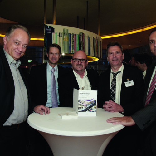 Herrenrunde: Michael Junker (Wanzl), Lars Karthaus (GE Lighting), Winfried Lambertz (EHI), Michael Wagner (GE Lighting) und Hans-Gerd Jahn (Rewe)